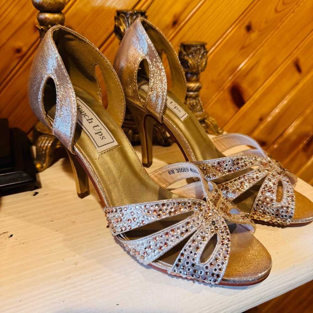 Touch Ups Glittering Gold Heels